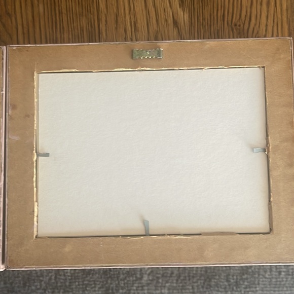 Upcycled Vintage frames with vintage children’s prints - Picture 11 of 15